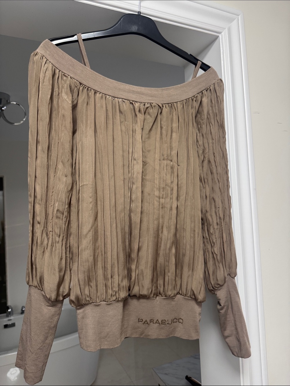 Parasuco Taupe Pleated Off-Shoulder Blouse